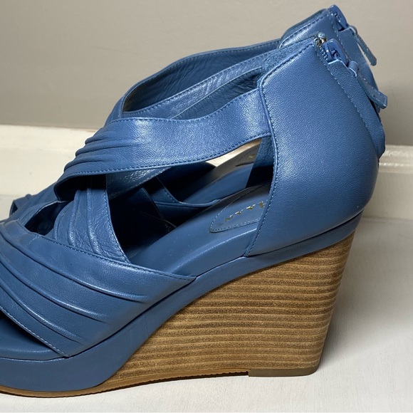 Cole Haan Wedge Sandals Women’s Size 8 B Dusty Blue Open Toe Shoes Zip Up Back - Picture 3 of 16